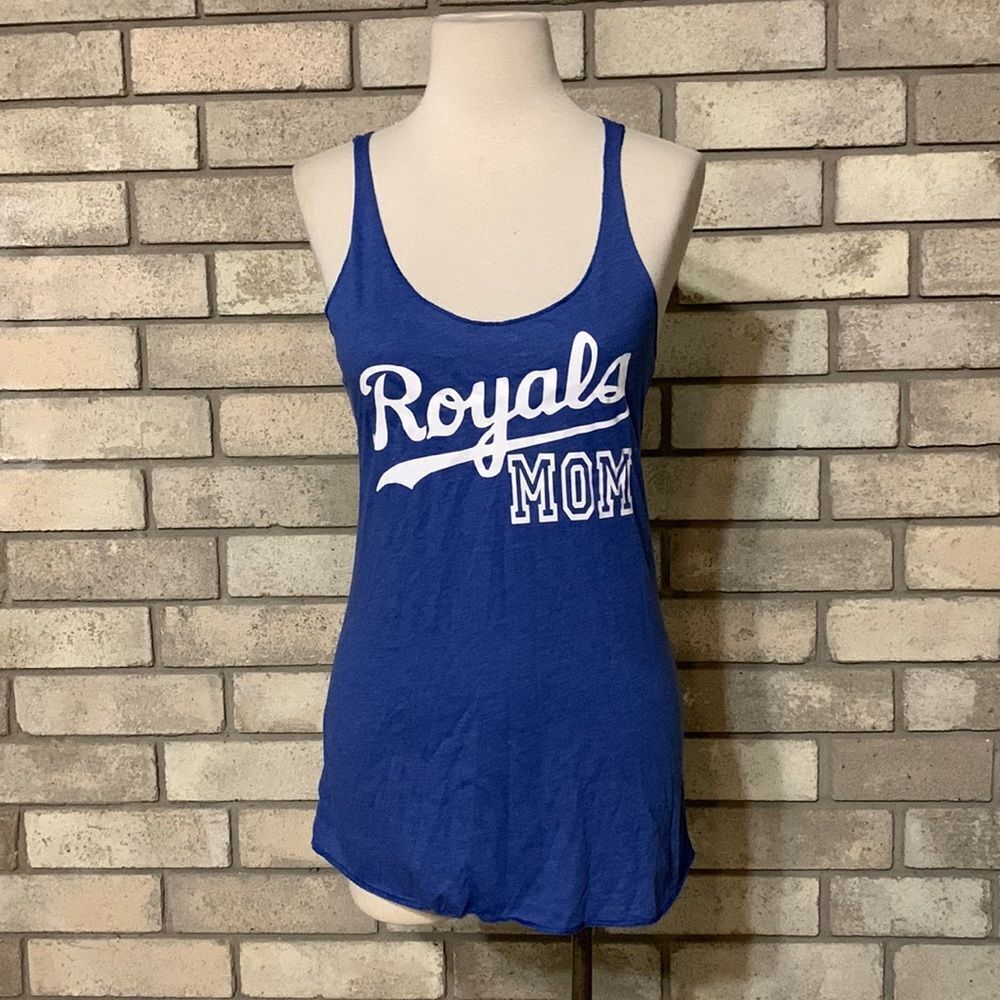 3for$20 tank top royals mom small
